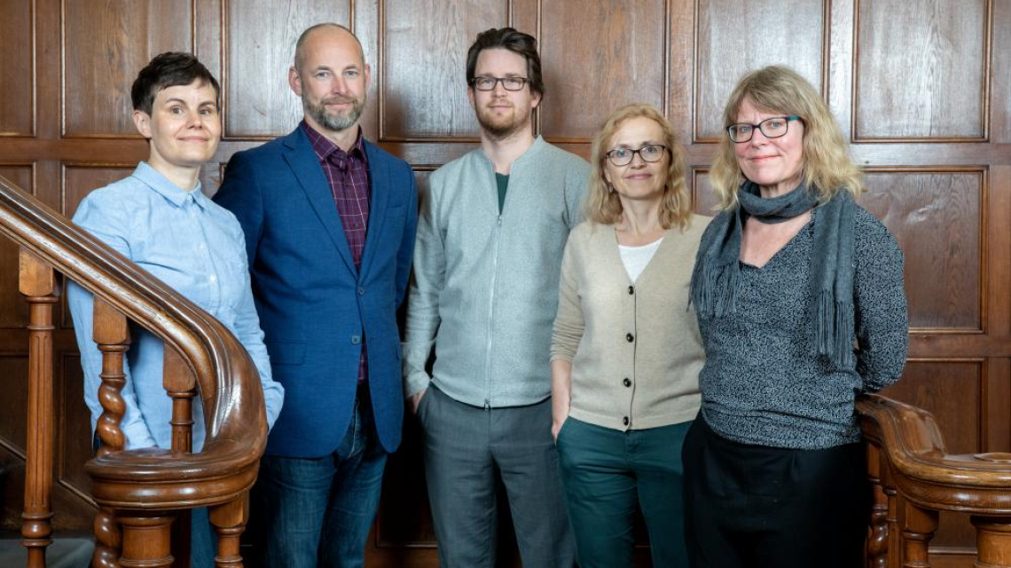 Holbergprisen i skolens fagjury bestående av Stine Helena Bang Svendsen, Ketil Zachariassen, Sveinung Arnesen, Kari Ingebrigtsen og Mette Andersson. 